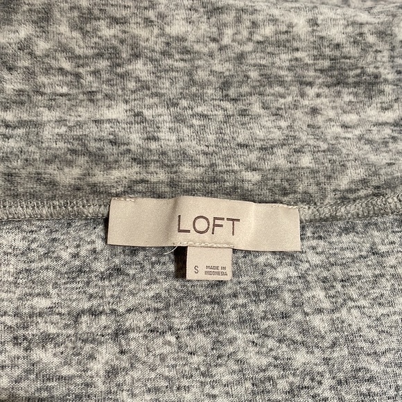 Loft, off the shoulder Fleece top, Small - Picture 4 of 6